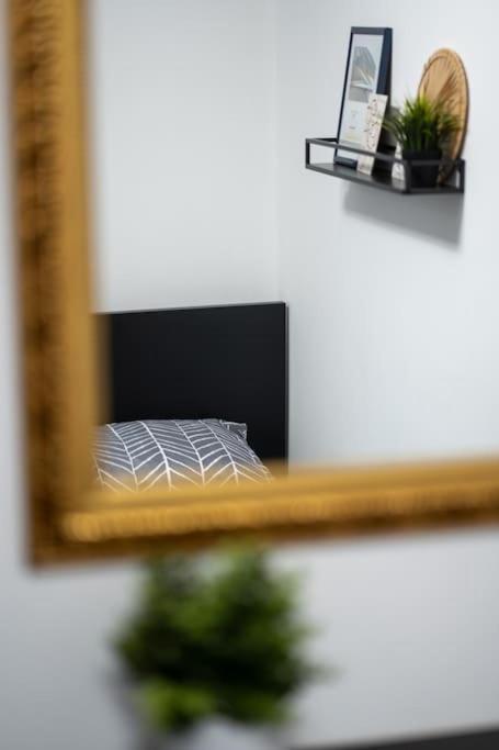 Huge Flat With Terrace & Parking And 3 Bed Wien